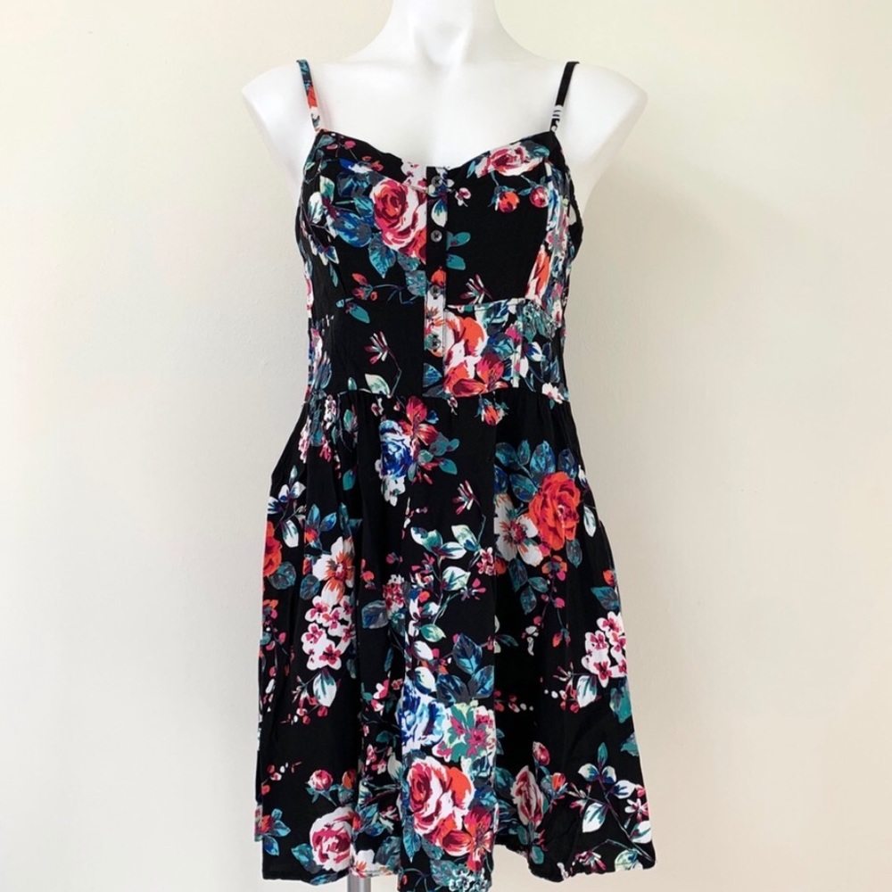 🌺🌸 Black Floral Dress 🌸🌺